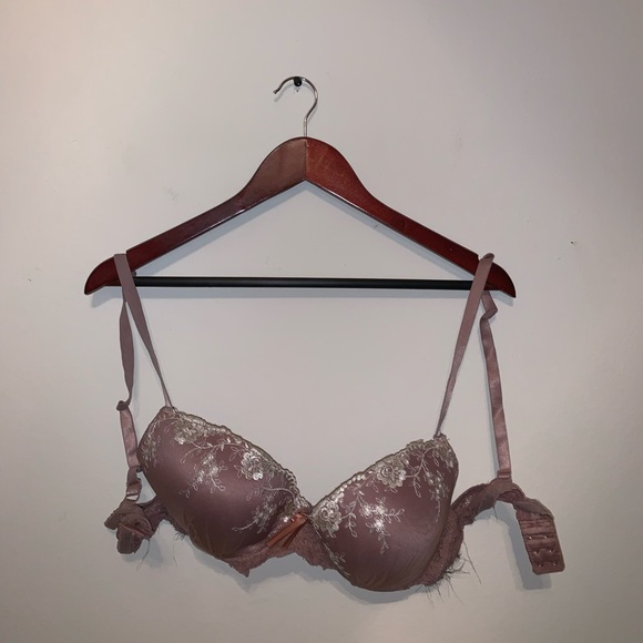 Felina Other - Felina Lingerie Brown & White bra size 38C